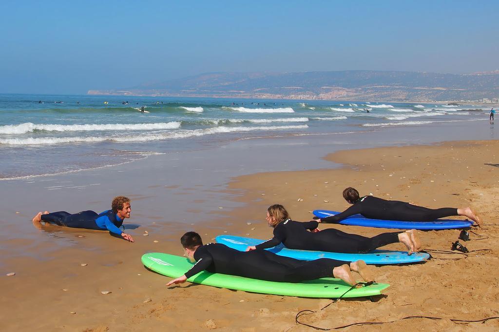 Zen Surf Beach House Hotel Aurir Zewnętrze zdjęcie